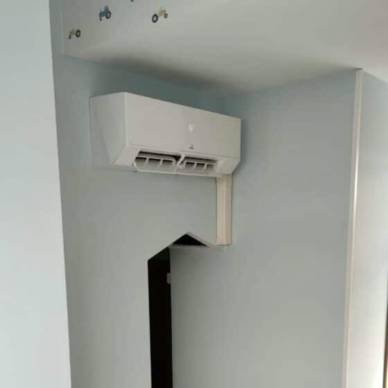Instalación profesional de aire acondicionado en vivienda